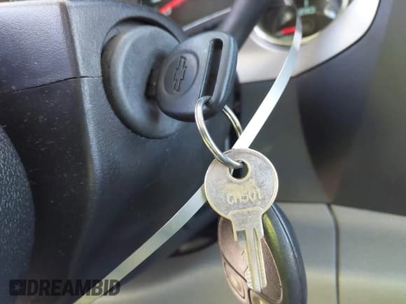 ✅ 2013 Chevrolet Silverado 2500HD Work Truck • VIN: 1GC2CVCG2DZ185563 • Lot: 43411016. Wystawiony na IAAI z przebiegiem 221 398 mil. Bezpłatny archiwum sprzedaży aukcyjnych z USA i szczegółowy raport historii pojazdu na DreamBid. Zdjęcie 11.