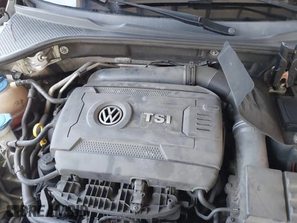 ✅ 2014 Volkswagen Passat S • VIN: 1VWAT7A32EC056635 • Lot: 42871904. Listed on IAAI with 87,686 mi. Free auction sales archive from the USA and detailed vehicle history report at DreamBid. Image 10.