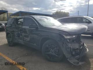 ✅ 2022 Chevrolet Traverse LS • VIN: 1GNERFKW9NJ167658 • Lot: 81669435. Wystawiony na Copart z przebiegiem 68 373 mil. Bezpłatny archiwum sprzedaży aukcyjnych z USA i szczegółowy raport historii pojazdu na DreamBid. Zdjęcie 4.