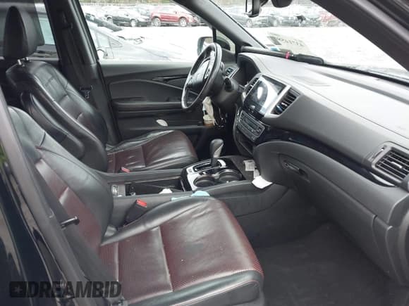 ✅ 2017 Honda Ridgeline Black Edition • VIN: 5FPYK3F8XHB021664 • Lot: 43714580. Listed on IAAI with 151,160 mi. Free auction sales archive from the USA and detailed vehicle history report at DreamBid. Image 5.