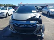 ✅ 2015 Hyundai Elantra • VIN: KMHD35LH3FU246321 • Lot: 43491658. Wystawiony na IAAI z przebiegiem 78 519 mil. Bezpłatny archiwum sprzedaży aukcyjnych z USA i szczegółowy raport historii pojazdu na DreamBid. Zdjęcie 12.