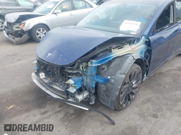 ✅ 2021 Tesla Model 3 Performance • VIN: 5YJ3E1EC0MF925358 • Lot: 43256518. Wystawiony na IAAI z przebiegiem 77 619 mil. Bezpłatny archiwum sprzedaży aukcyjnych z USA i szczegółowy raport historii pojazdu na DreamBid. Zdjęcie 6.