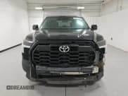 ✅ 2022 Toyota Tundra SR5 • VIN: 5TFLA5DB9NX012486 • Лот: 85927915. Опубликован ранее на Copart с пробегом 88 460 миль. Бесплатный доступ к архиву аукционных продаж из США и подробный отчёт об истории автомобиля на DreamBid. Изображение 5.