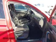 ✅ 2024 Volkswagen Tiguan SE R-Line Black • VIN: 3VVCB7AX9RM230725 • Lot: 43480797. Wystawiony na IAAI z przebiegiem 16 386 mil. Bezpłatny archiwum sprzedaży aukcyjnych z USA i szczegółowy raport historii pojazdu na DreamBid. Zdjęcie 5.