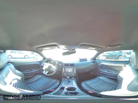 ✅ 2013 Dodge Challenger Rallye Redline • VIN: 2C3CDYAG0DH604049 • Lot: 86514144. Wystawiony na Copart z przebiegiem Nie podano. Bezpłatny archiwum sprzedaży aukcyjnych z USA i szczegółowy raport historii pojazdu na DreamBid. Zdjęcie 14.