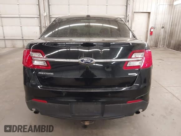 ✅ 2016 Ford Police Interceptor • VIN: 1FAHP2MT5GG132337 • Лот: 41984882. Опубликован ранее на IAAI с пробегом Не указан. Бесплатный доступ к архиву аукционных продаж из США и подробный отчёт об истории автомобиля на DreamBid. Изображение 16.