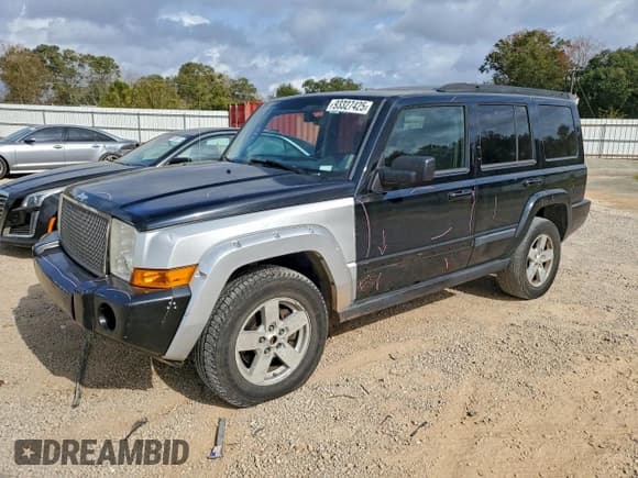 ✅ 2007 Jeep Commander Sport • VIN: 1J8HG48K77C686082 • Lot: 93327425. Listed on Copart with 151,807 mi. Free auction sales archive from the USA and detailed vehicle history report at DreamBid. Image 1.