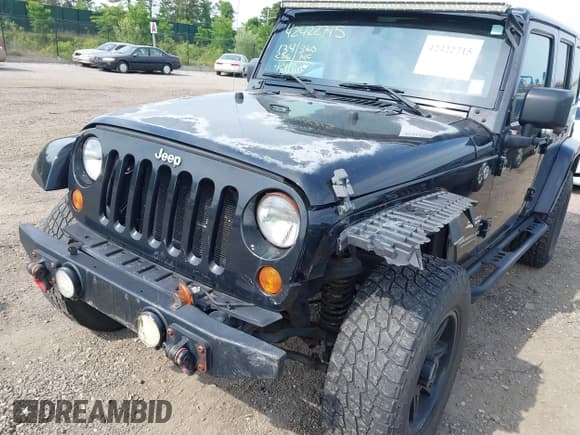 ✅ 2007 Jeep Wrangler Unlimited Sahara • VIN: 1J4GA59187L178391 • Lot: 42422715. Listed on IAAI with 134,256 mi. Free auction sales archive from the USA and detailed vehicle history report at DreamBid. Image 6.
