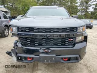 ✅ 2020 Chevrolet Silverado 1500 Custom Trail Boss • VIN: 3GCPYCEFXLG441818 • Lot: 72319814. Wystawiony na Copart z przebiegiem 63 328 mil. Bezpłatny archiwum sprzedaży aukcyjnych z USA i szczegółowy raport historii pojazdu na DreamBid. Zdjęcie 5.