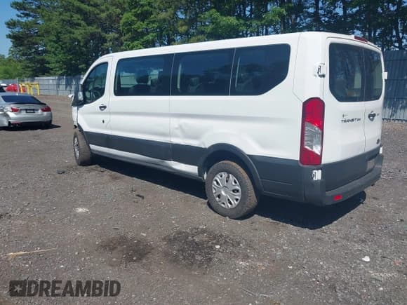 ✅ 2021 Ford Transit Passenger XL • VIN: 1FBAX2Y80MKA30684 • Lot: 42537249. Listed on IAAI with 79,669 mi. Free auction sales archive from the USA and detailed vehicle history report at DreamBid. Image 3.