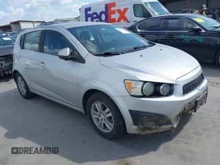 2014 Chevrolet Sonic LT с VIN 1G1JC6SH9E4108658, выставлен на аукционе IAAI как лот 42551164 с пробегом 131 401 миль миль и . История ставок и продаж доступна на DreamBid. Изображение 1.