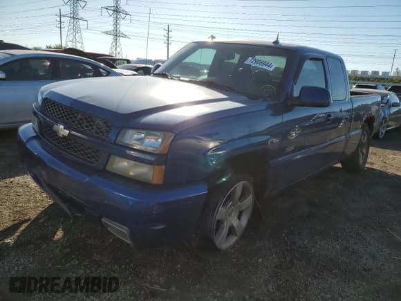 ✅ 2003 Chevrolet Silverado SS • VIN: 2GCEK19N931356654 • Лот: 72966944. Опубликован ранее на Copart с пробегом 292 812 миль. Бесплатный доступ к архиву аукционных продаж из США и подробный отчёт об истории автомобиля на DreamBid. Изображение 1.