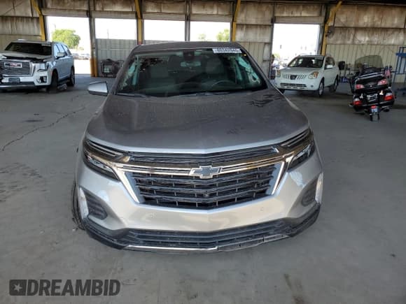 ✅ 2024 Chevrolet Equinox LT • VIN: 3GNAXKEG4RL316848 • Lot: 80342845. Wystawiony na Copart z przebiegiem 8 531 mil. Bezpłatny archiwum sprzedaży aukcyjnych z USA i szczegółowy raport historii pojazdu na DreamBid. Zdjęcie 5.