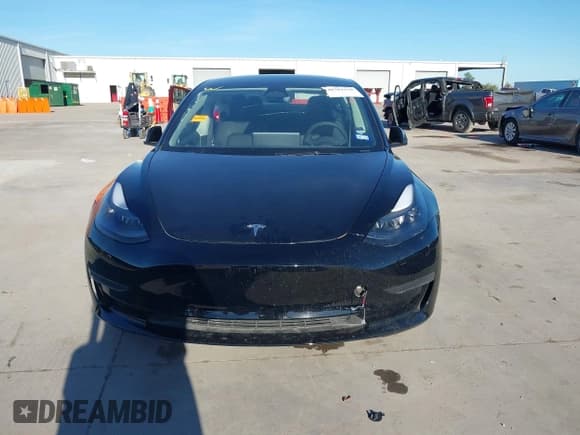 ✅ 2023 Tesla Model 3 • VIN: 5YJ3E1EA4PF552103 • Lot: 40782218. Wystawiony na IAAI z przebiegiem 20 997 mil. Bezpłatny archiwum sprzedaży aukcyjnych z USA i szczegółowy raport historii pojazdu na DreamBid. Zdjęcie 12.