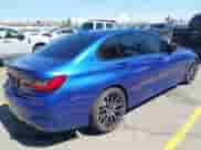 2022 BMW 3 Series 330i z VIN 3MW5R1J00N8C34004, wystawiony jako IAAI lot #43299674 z przebiegiem 48 480 mil mil oraz . Historia ofert i sprzedaży dostępna na DreamBid. Obrazek 4.