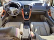 ✅ 2000 Lexus RX 300 • VIN: JT6GF10U7Y0081782 • Lot: 86840315. Wystawiony na Copart z przebiegiem 293 570 mil. Bezpłatny archiwum sprzedaży aukcyjnych z USA i szczegółowy raport historii pojazdu na DreamBid. Zdjęcie 8.