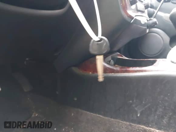 2004 Hyundai Sonata GLS z VIN KMHWF35H34A932598, wystawiony jako IAAI lot #41067874 z przebiegiem 150 693 mil mil oraz . Historia ofert i sprzedaży dostępna na DreamBid. Obrazek 11.