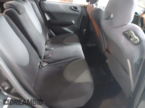 ✅ 2008 Honda Fit • VIN: JHMGD38458S058163 • Лот: 43876629. Опубликован ранее на IAAI с пробегом 154 021 миль. Бесплатный доступ к архиву аукционных продаж из США и подробный отчёт об истории автомобиля на DreamBid. Изображение 8.