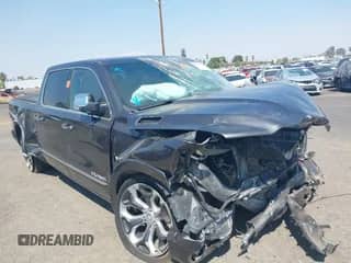 2020 Ram 1500 Limited z VIN 1C6SRFPT1LN419488, wystawiony jako IAAI lot #41847838 z przebiegiem 39 836 mil mil oraz . Historia ofert i sprzedaży dostępna na DreamBid. Obrazek 1.