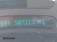 ✅ 2003 Chevrolet Suburban LS • VIN: 1GNFK16Z33J223820 • Лот: 43074086. Опубликован ранее на IAAI с пробегом 307 113 миль. Бесплатный доступ к архиву аукционных продаж из США и подробный отчёт об истории автомобиля на DreamBid. Изображение 12.