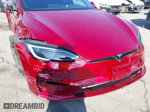 ✅ 2023 Tesla Model S • VIN: 5YJSA1E5XPF519780 • Lot: 41539675. Wystawiony na IAAI z przebiegiem Nie podano. Bezpłatny archiwum sprzedaży aukcyjnych z USA i szczegółowy raport historii pojazdu na DreamBid. Zdjęcie 6.