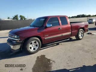 2002 Chevrolet Silverado 1500 LS z VIN 2GCEC19TX21390242, wystawiony jako Copart lot #86815985 z przebiegiem 284 213 mil mil oraz Szkoda całkowita • Salvage title. Historia ofert i sprzedaży dostępna na DreamBid. Obrazek 1.