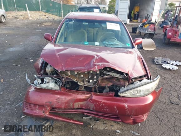 ✅ 2005 Toyota Camry LE • VIN: 4T1BE30K25U002518 • Lot: 43767923. Listed on IAAI with 215,358 mi. Free auction sales archive from the USA and detailed vehicle history report at DreamBid. Image 6.