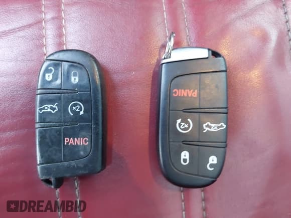 ✅ 2013 Chrysler 300 S • VIN: 2C3CCAGGXDH703771 • Lot: 43811684. Listed on IAAI with 138,641 mi. Free auction sales archive from the USA and detailed vehicle history report at DreamBid. Image 11.