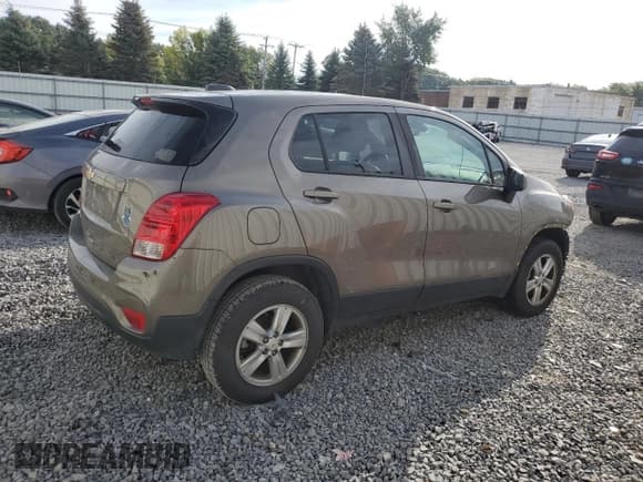 ✅ 2021 Chevrolet Trax LS • VIN: KL7CJNSB0MB351908 • Lot: 80496125. Listed on Copart with 75,349 mi. Free auction sales archive from the USA and detailed vehicle history report at DreamBid. Image 3.