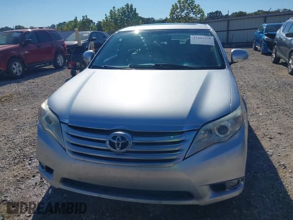 ✅ 2012 Toyota Avalon • VIN: 4T1BK3DB1CU458848 • Lot: 43462335. Listed on IAAI with 179,238 mi. Free auction sales archive from the USA and detailed vehicle history report at DreamBid. Image 13.