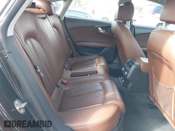 ✅ 2012 Audi A7 Prestige • VIN: WAU2GAFC0CN073224 • Лот: 41942757. Опубликован ранее на IAAI с пробегом 98 509 миль. Бесплатный доступ к архиву аукционных продаж из США и подробный отчёт об истории автомобиля на DreamBid. Изображение 8.