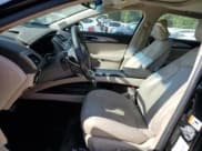 ✅ 2017 Lincoln MKZ Reserve • VIN: 3LN6L5EC7HR618683 • Lot: 71320095. Wystawiony na Copart z przebiegiem 103 970 mil. Bezpłatny archiwum sprzedaży aukcyjnych z USA i szczegółowy raport historii pojazdu na DreamBid. Zdjęcie 7.