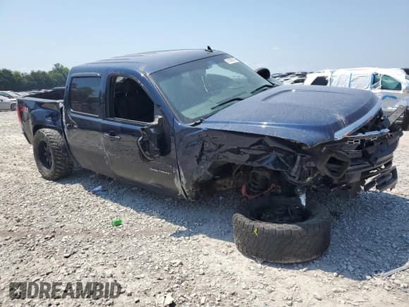 ✅ 2011 GMC Sierra 1500 SLE • VIN: 3GTP2VE34BG327847 • Lot: 61599245. Listed on Copart with Not provided. Free auction sales archive from the USA and detailed vehicle history report at DreamBid. Image 4.