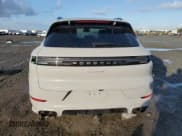 ✅ 2024 Porsche Cayenne • VIN: WP1AA2AY7RDA03399 • Lot: 42403415. Listed on Copart with 24,319 mi. Free auction sales archive from the USA and detailed vehicle history report at DreamBid. Image 6.