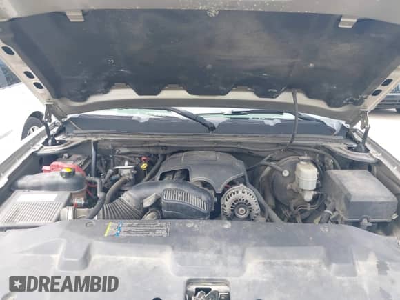 2007 Chevrolet Silverado 1500 1LT with VIN 3GCEK13M77G556977, listed as a IAAI auction lot 42522105 with 298,174 mi miles and . Bid and sale history available at DreamBid. Image 10.