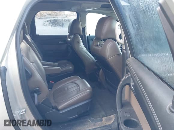 ✅ 2015 GMC Acadia SLT • VIN: 1GKKVSKD1FJ191831 • Lot: 43510710. Wystawiony na IAAI z przebiegiem 173 485 mil. Bezpłatny archiwum sprzedaży aukcyjnych z USA i szczegółowy raport historii pojazdu na DreamBid. Zdjęcie 8.