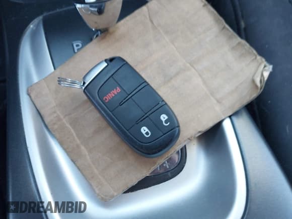 ✅ 2014 Dodge Journey SXT • VIN: 3C4PDCBB5ET235684 • Lot: 43635271. Wystawiony na IAAI z przebiegiem 163 458 mil. Bezpłatny archiwum sprzedaży aukcyjnych z USA i szczegółowy raport historii pojazdu na DreamBid. Zdjęcie 11.