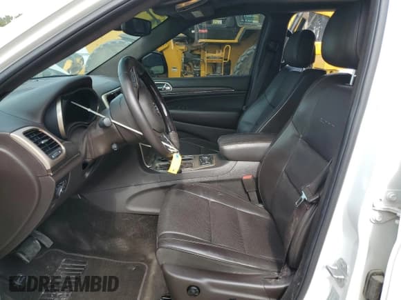 ✅ 2017 Jeep Grand Cherokee Summit • VIN: 1C4RJFJG7HC755658 • Lot: 82357815. Listed on Copart with 105,194 mi. Free auction sales archive from the USA and detailed vehicle history report at DreamBid. Image 7.