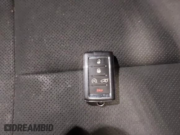 ✅ 2021 Jeep Grand Cherokee Altitude • VIN: 1C4RJKAG2M8180262 • Lot: 43113392. Listed on IAAI with 94,918 mi. Free auction sales archive from the USA and detailed vehicle history report at DreamBid. Image 11.