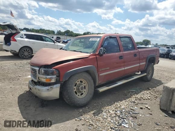 ✅ 2001 GMC Sierra 2500HD SLE • VIN: 1GTHK23G21F104652 • Лот: 68646405. Опубликован ранее на Copart с пробегом 191 127 миль. Бесплатный доступ к архиву аукционных продаж из США и подробный отчёт об истории автомобиля на DreamBid. Изображение 1.