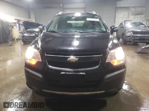 ✅ 2013 Chevrolet Captiva Sport LS • VIN: 3GNAL2EK3DS600440 • Lot: 41875345. Wystawiony na Copart z przebiegiem 139 780 mil. Bezpłatny archiwum sprzedaży aukcyjnych z USA i szczegółowy raport historii pojazdu na DreamBid. Zdjęcie 5.