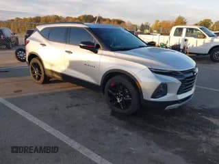 ✅ 2020 Chevrolet Blazer LT • VIN: 3GNKBCRS2LS600516 • Lot: 43540688. Listed on IAAI with 121,625 mi. Free auction sales archive from the USA and detailed vehicle history report at DreamBid. Image 1.