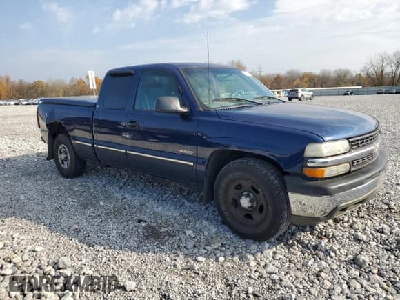 ✅ 2001 Chevrolet Silverado 1500 • VIN: 2GCEC19W411359870 • Лот: 78019274. Опубликован ранее на Copart с пробегом 135 752 миль. Бесплатный доступ к архиву аукционных продаж из США и подробный отчёт об истории автомобиля на DreamBid. Изображение 4.