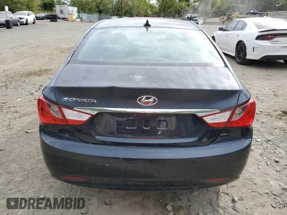 ✅ 2013 Hyundai Sonata GLS • VIN: 5NPEB4AC8DH732661 • Lot: 72119154. Listed on Copart with 203,871 mi. Free auction sales archive from the USA and detailed vehicle history report at DreamBid. Image 6.