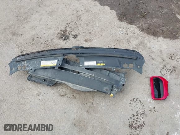 ✅ 2022 Volkswagen Jetta Autobahn • VIN: 3VW2T7BU6NM007545 • Lot: 43446676. Wystawiony na IAAI z przebiegiem 67 580 mil. Bezpłatny archiwum sprzedaży aukcyjnych z USA i szczegółowy raport historii pojazdu na DreamBid. Zdjęcie 12.