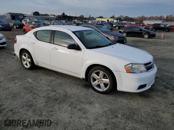 ✅ 2013 Dodge Avenger SE • VIN: 1C3CDZAB5DN707176 • Лот: 82840054. Опубликован ранее на Copart с пробегом 148 785 миль. Бесплатный доступ к архиву аукционных продаж из США и подробный отчёт об истории автомобиля на DreamBid. Изображение 4.