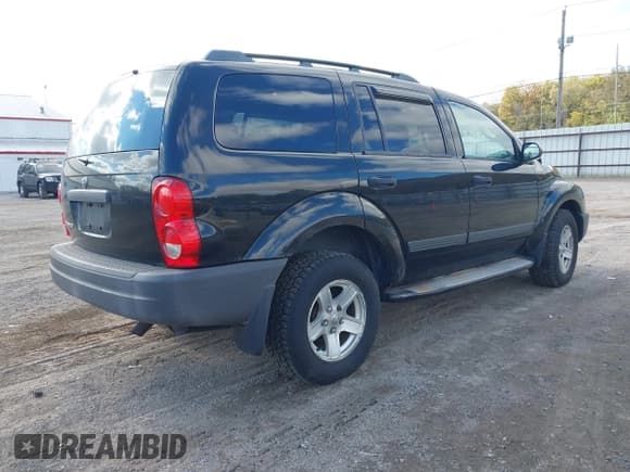✅ 2006 Dodge Durango SXT • VIN: 1D4HB38N26F106781 • Лот: 43576608. Опубликован ранее на IAAI с пробегом 162 346 миль. Бесплатный доступ к архиву аукционных продаж из США и подробный отчёт об истории автомобиля на DreamBid. Изображение 4.