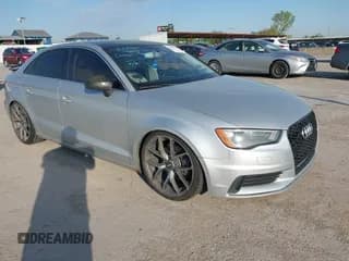 ✅ 2015 Audi A3 Premium • VIN: WAUACGFF5F1015240 • Lot: 42032916. Wystawiony na IAAI z przebiegiem 129 656 mil. Bezpłatny archiwum sprzedaży aukcyjnych z USA i szczegółowy raport historii pojazdu na DreamBid. Zdjęcie 1.