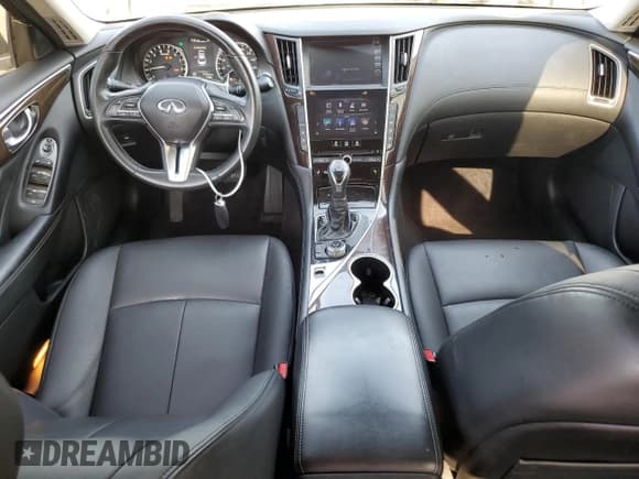 ✅ 2018 Infiniti Q50 Luxe • VIN: JN1EV7AR7JM611296 • Lot: 68939055. Wystawiony na Copart z przebiegiem 75 562 mil. Bezpłatny archiwum sprzedaży aukcyjnych z USA i szczegółowy raport historii pojazdu na DreamBid. Zdjęcie 8.