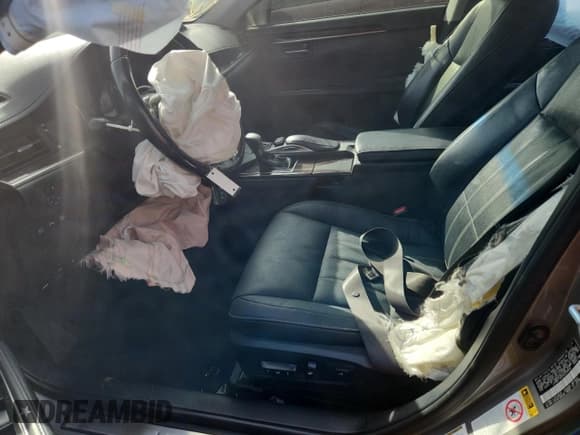 ✅ 2016 Lexus ES 330 • VIN: JTHBK1GG5G2234062 • Lot: 92478235. Listed on Copart with 134,565 mi. Free auction sales archive from the USA and detailed vehicle history report at DreamBid. Image 7.